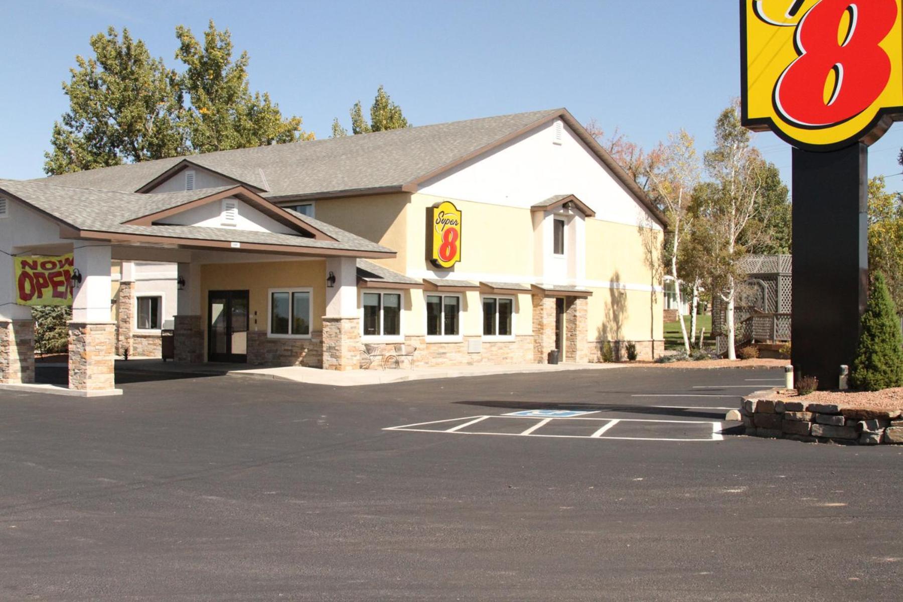 Motel Super 8 By Wyndham Montrose Exterior foto